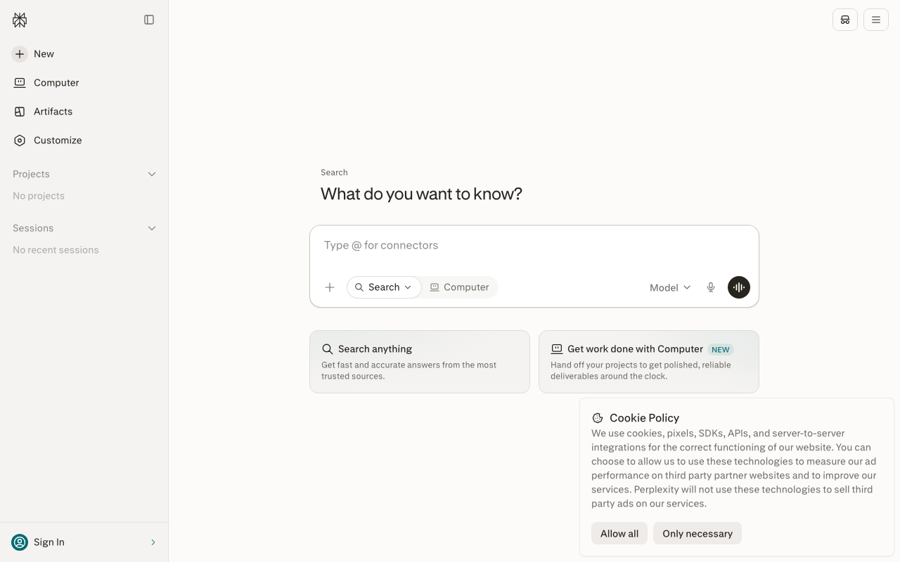 Главная страница Perplexity AI со строкой поиска «What do you want to know?»